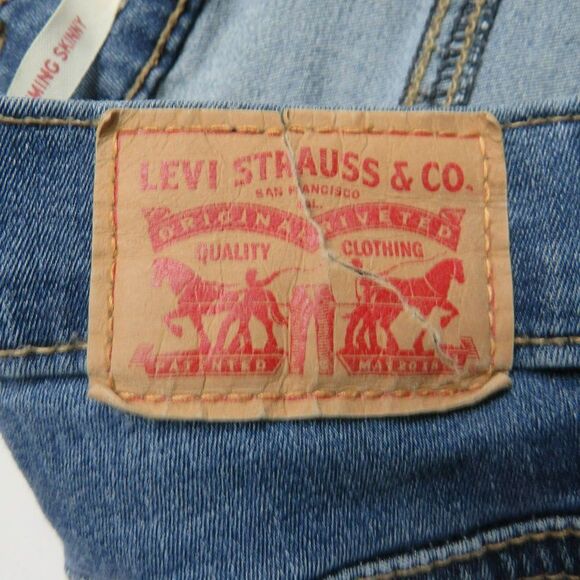 Levi's Slimming Skinny Jeans Size 29 Medium Wash Blue Denim 29X27.5 - Picture 4 of 15